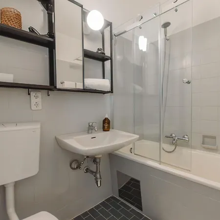 شقة Alpennest By Interhome *